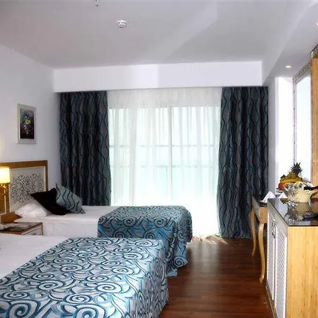 Resort Crystal Waterworld & 5*