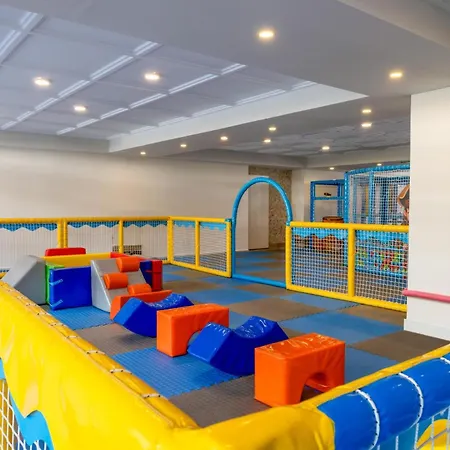 리조트 Crystal Waterworld Aqua Collection 5*