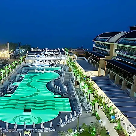 Rezort Crystal Waterworld Aqua Collection