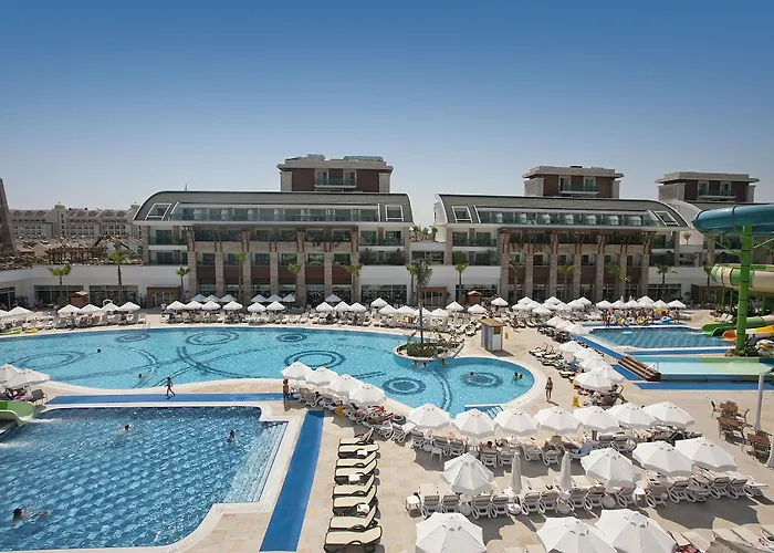 Crystal Waterworld Aqua Collection אתר נופש