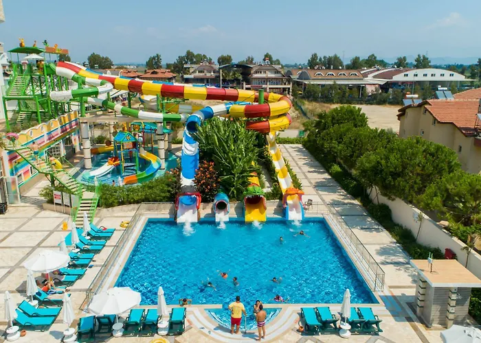 리조트 Crystal Waterworld Aqua Collection 5*