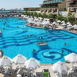 Θέρετρο Crystal Waterworld Aqua Collection