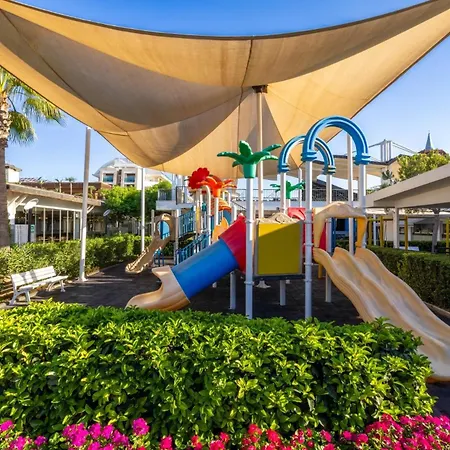 Crystal Waterworld Aqua Collection 5* באלאק